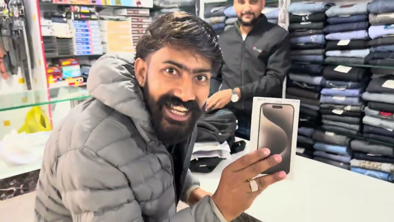 New i phone lake diya Manish bhai ko khusi ka dikhana nhi h 