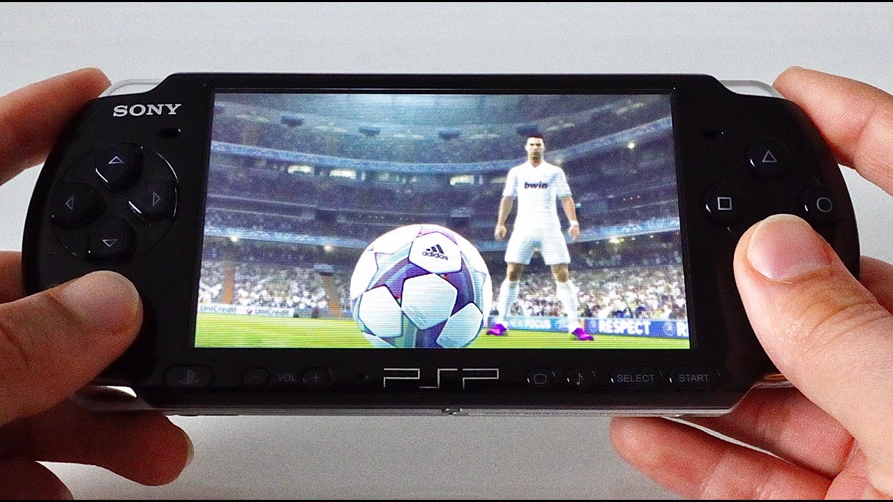 PES Pro Evolution Soccer 2012 Gameplay on PSP