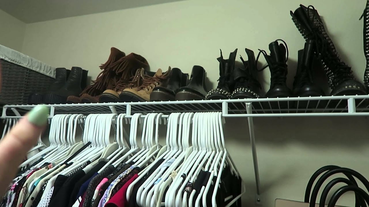 DECLUTTERING MY LIFE | SISTER SUMMER