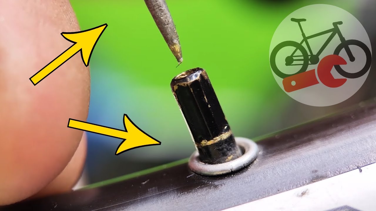 A bicycle spoke broke. How to replace a spoke and fix a bicycle wheel.