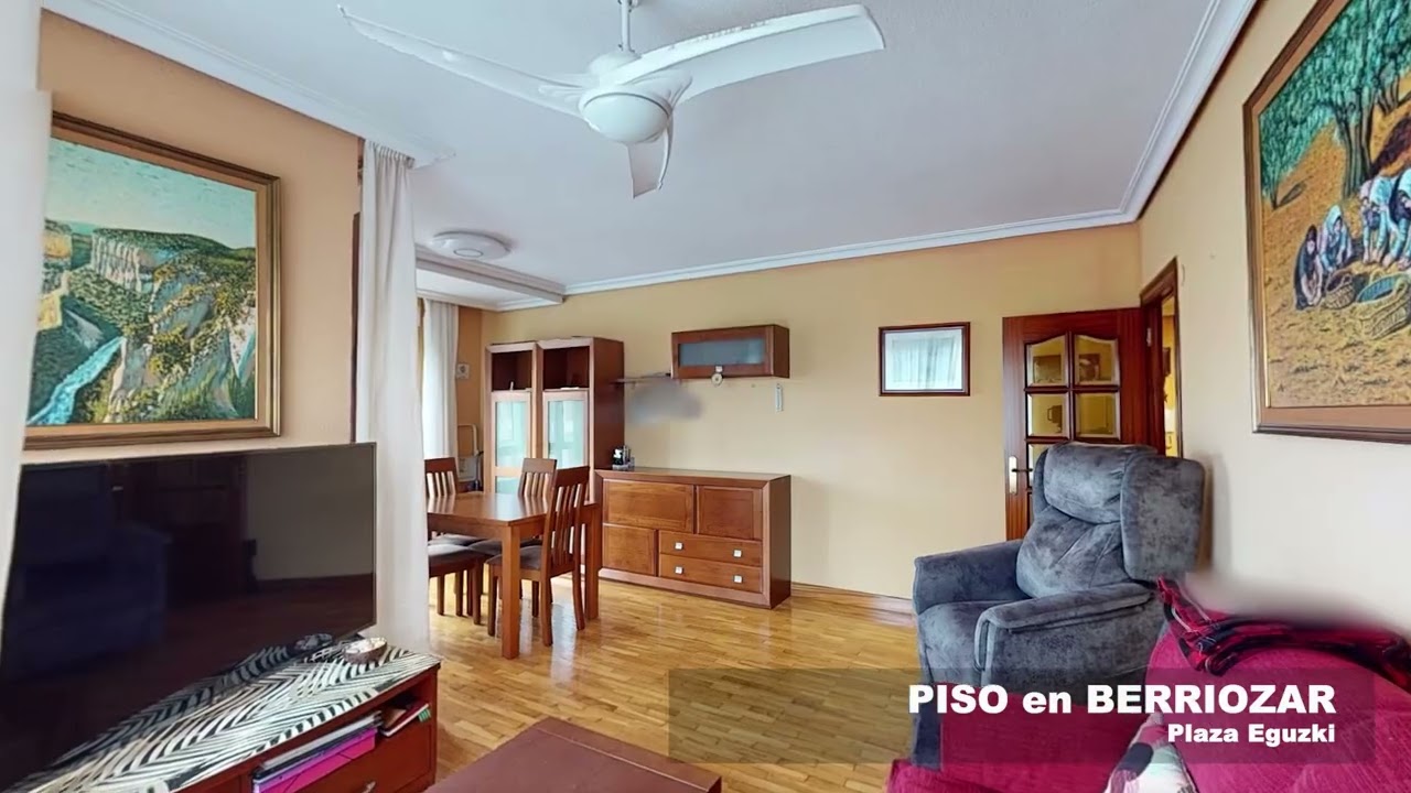 Piso en venta en Berriozar (Navarra), tres dormitorios, ascensor y garaje.