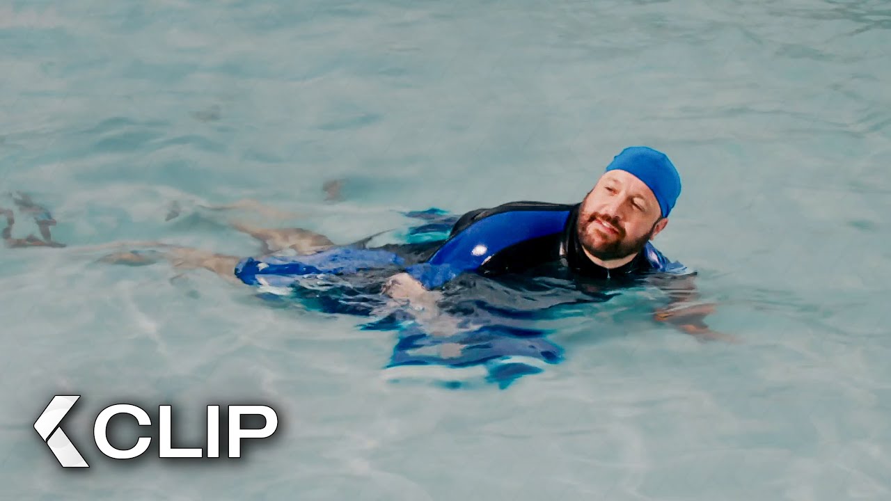 El Embarazoso Momento de Kevin James en la Piscina Infantil - SON COMO NIÑOS Clip (2010)
