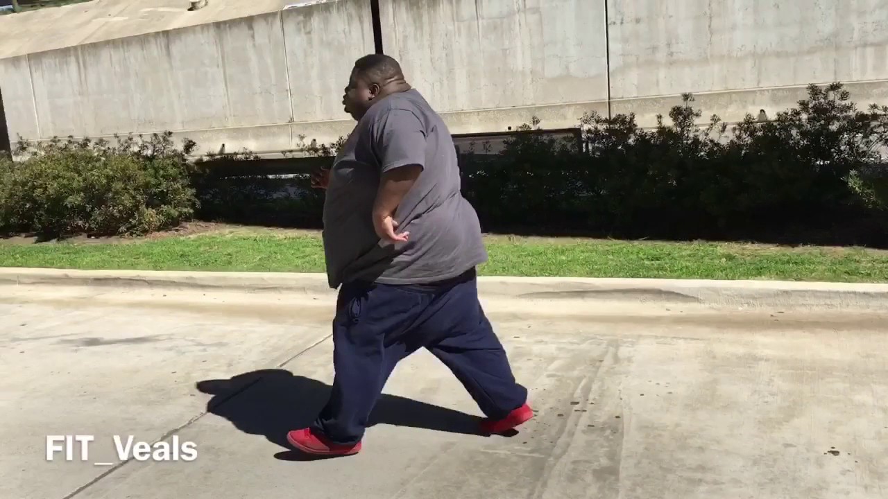 Dallas Rapper Corey Struggs works ladder drills.