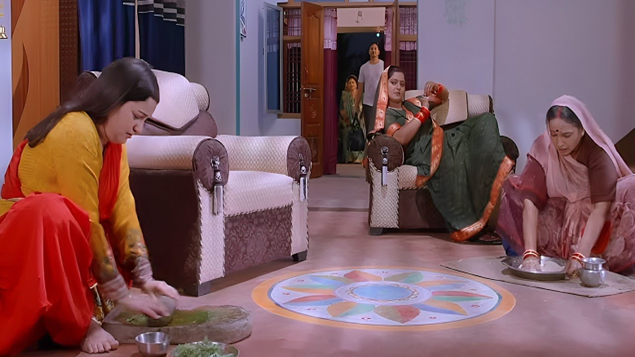 अगर आज खाना बराबर नहीं बनाया तो मैं तुम माँ बेटी दोनों को ऐसे सबक सिखाऊंगी की खाना बनाना भूल जाओगी |