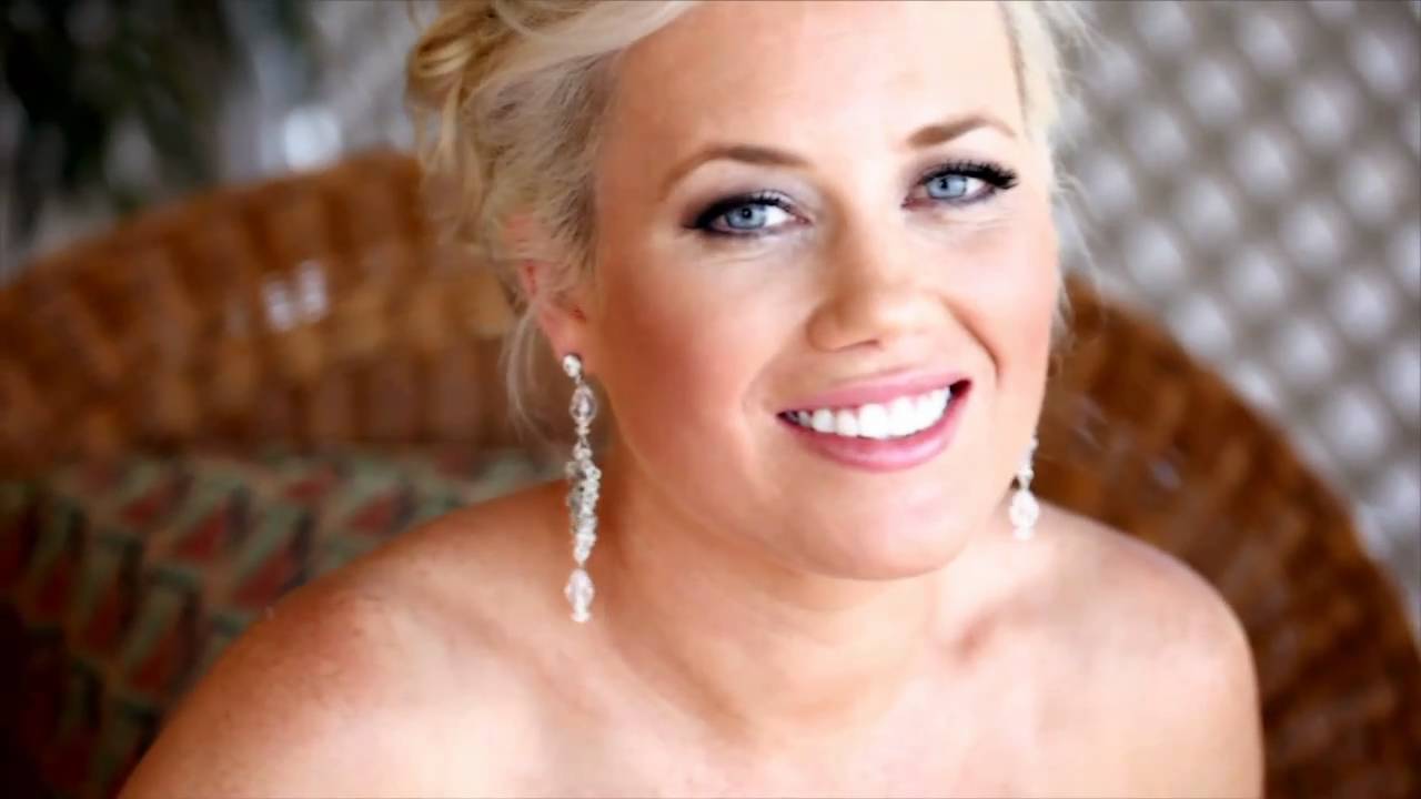 Cinematic Wedding Video Trailer - Rebecca & Roy