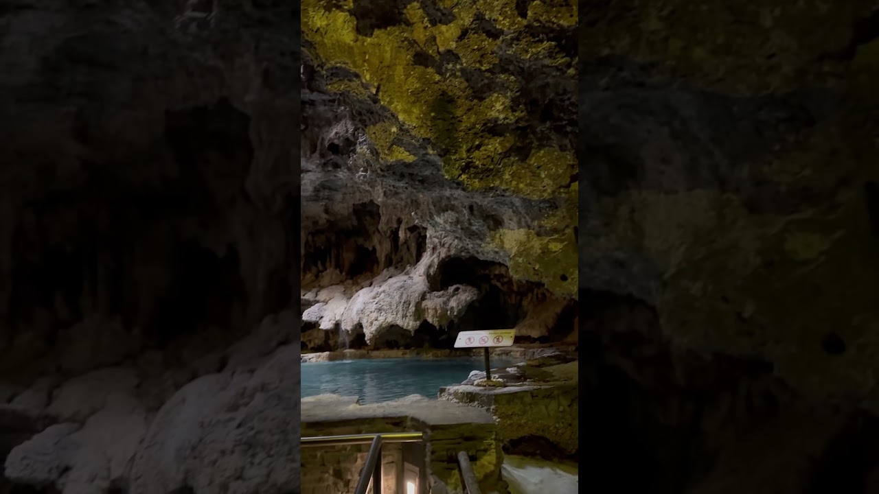#Caveandbasin #travel #canada
