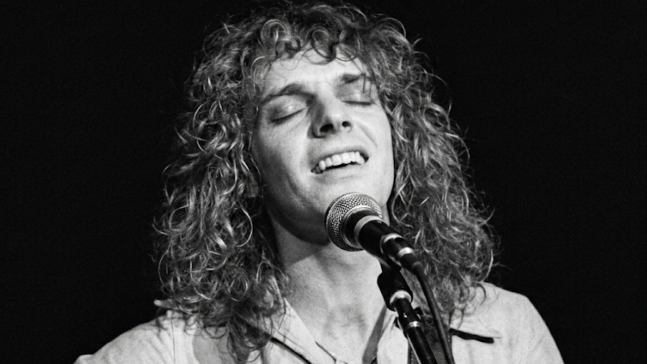 Peter Frampton - All I Want To Be (Is By Your Side) - 2/14/1976 - Capitol Theatre (Official)