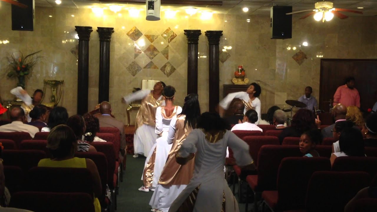 PureWorship praise dancers - When the saints go to worship - Donald Lawrence