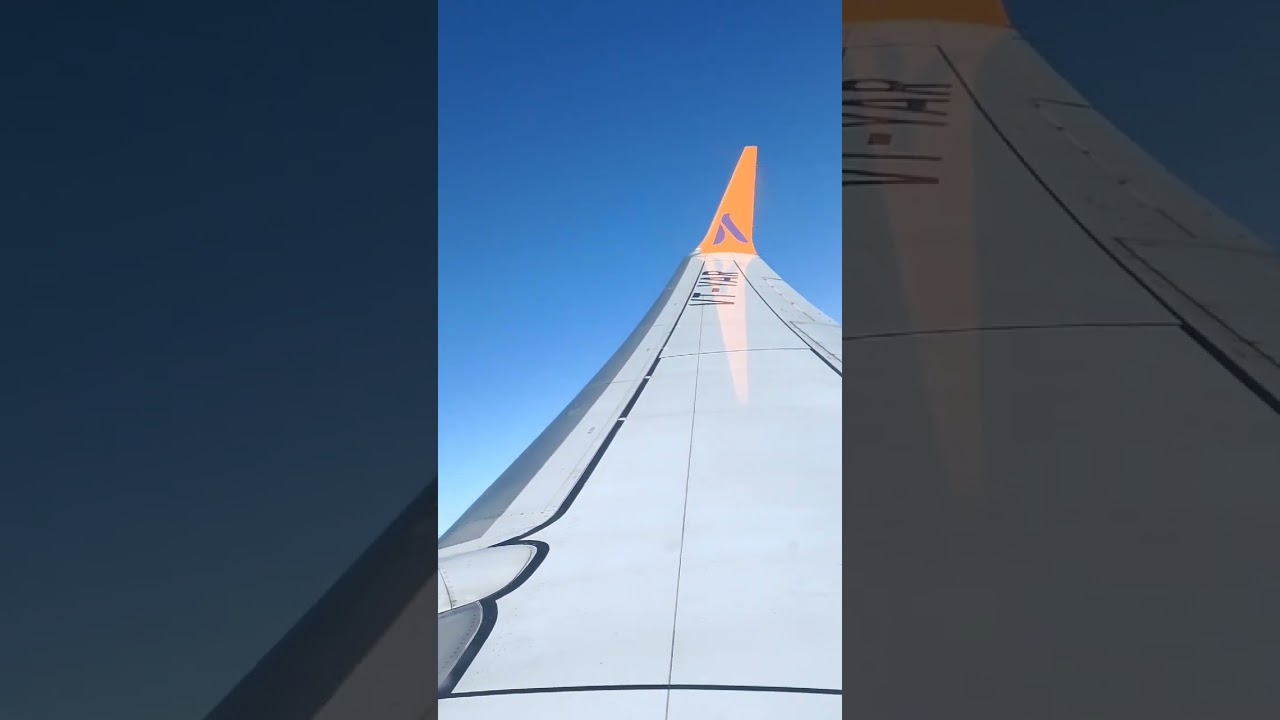 Airoplane flight takeoff or landing in Delhi 