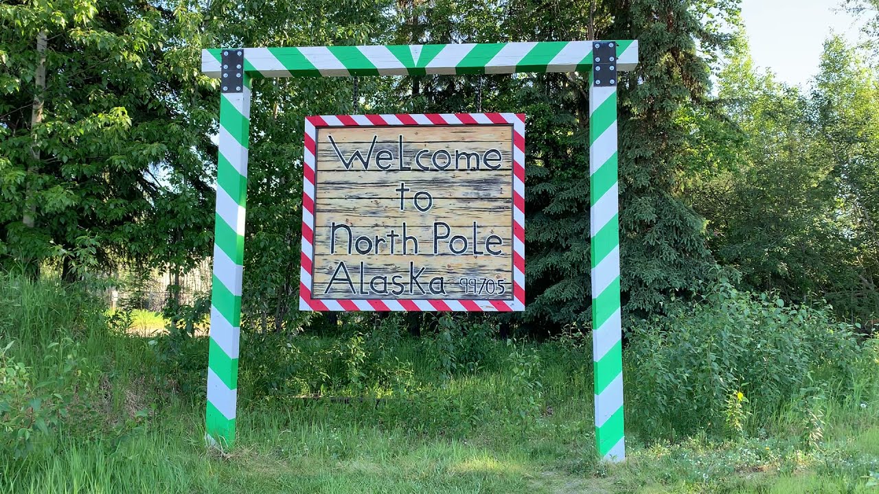 Welcome to North Pole Sign - North Pole, Alaska
