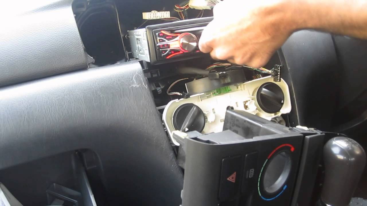 Replacing My Car Stereo - JVC KD-R431