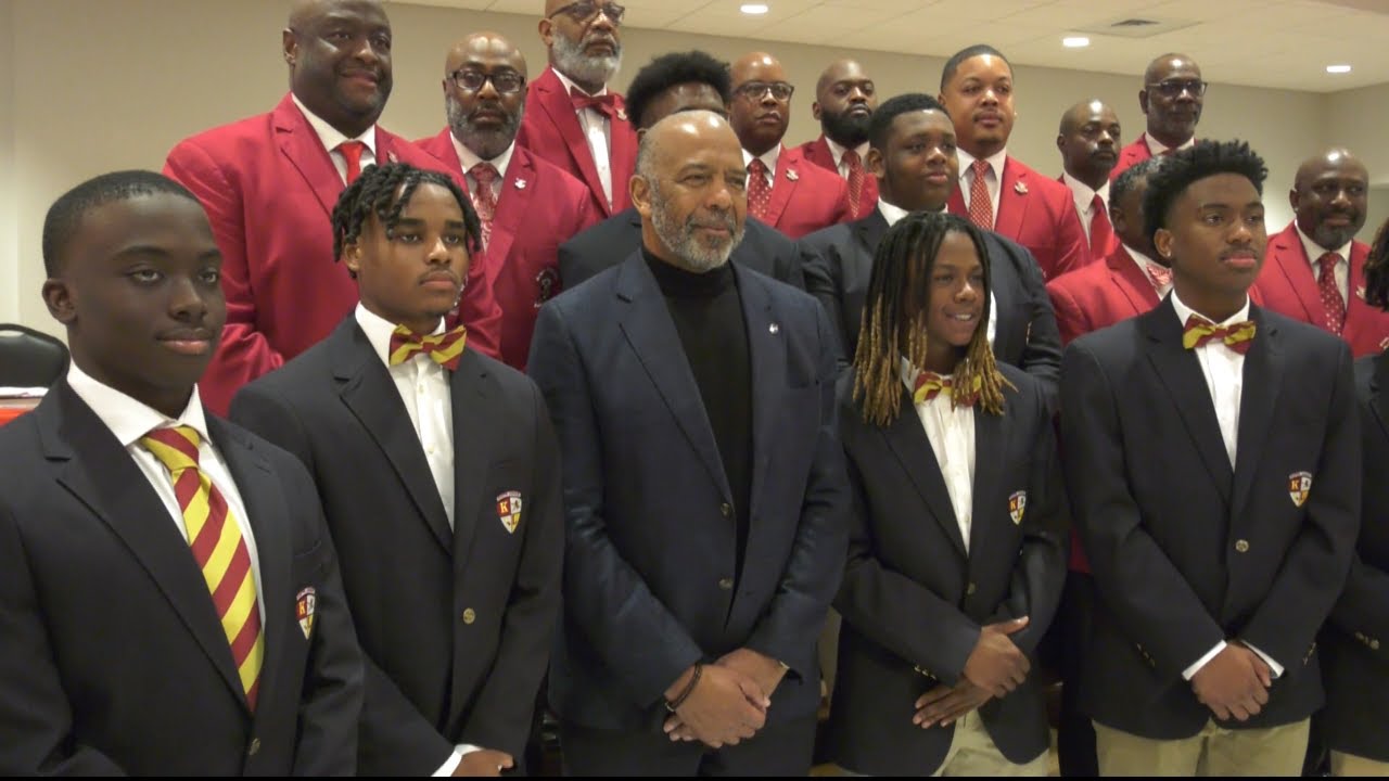 Astronaut Dr. Bernard Harris - TROY TrojanVision News