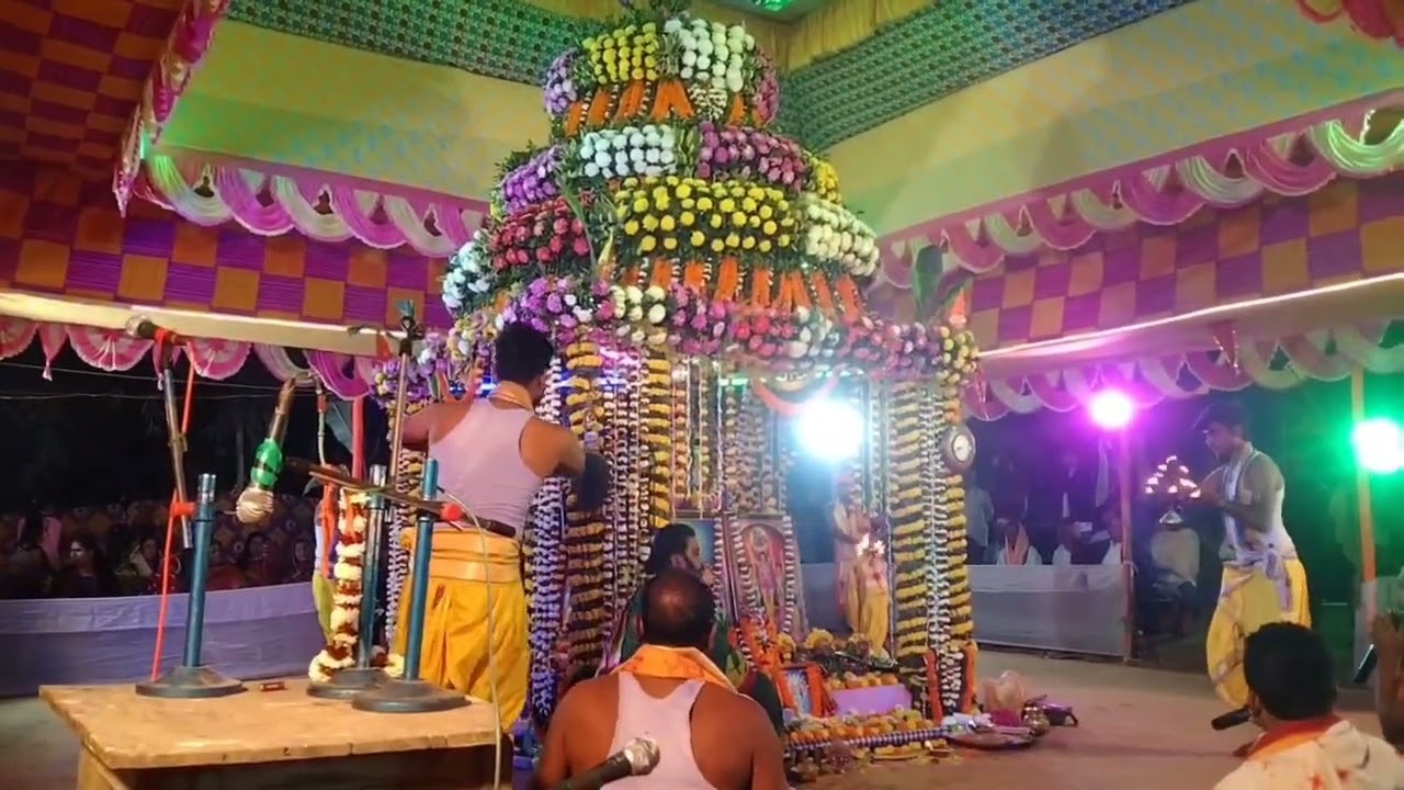 Maa Baselinka pitha re ଅଷ୍ଟମପ୍ରହର ନାମଯଜ୍ଞ  ଦଧିଭାଣ୍ଡ ଭଞ୍ଜନ। by maa Sarala sankirtan mandali and other
