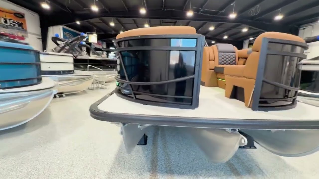 2026 South Bay 523 RS COGNAC BLACKOUT