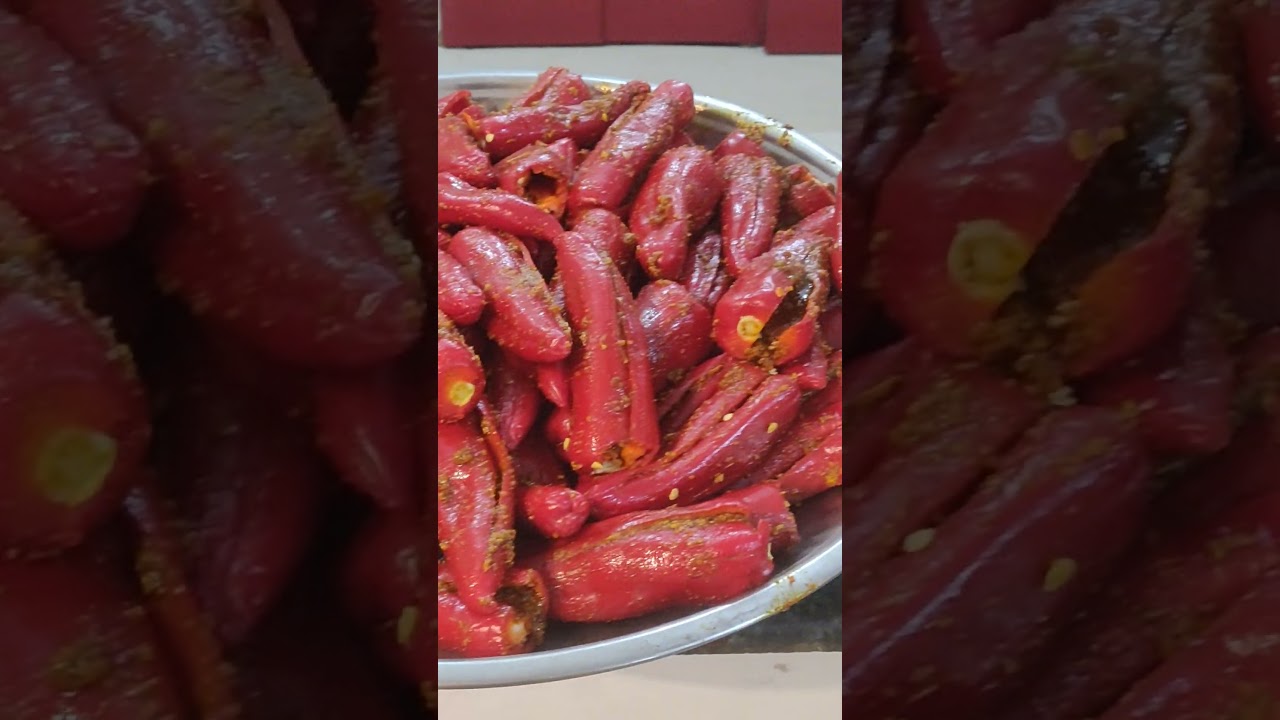 Lal mirch ka Achar #trending #winterrecipies #deshisong #shortsfeed #cooking #indianfood #pickle