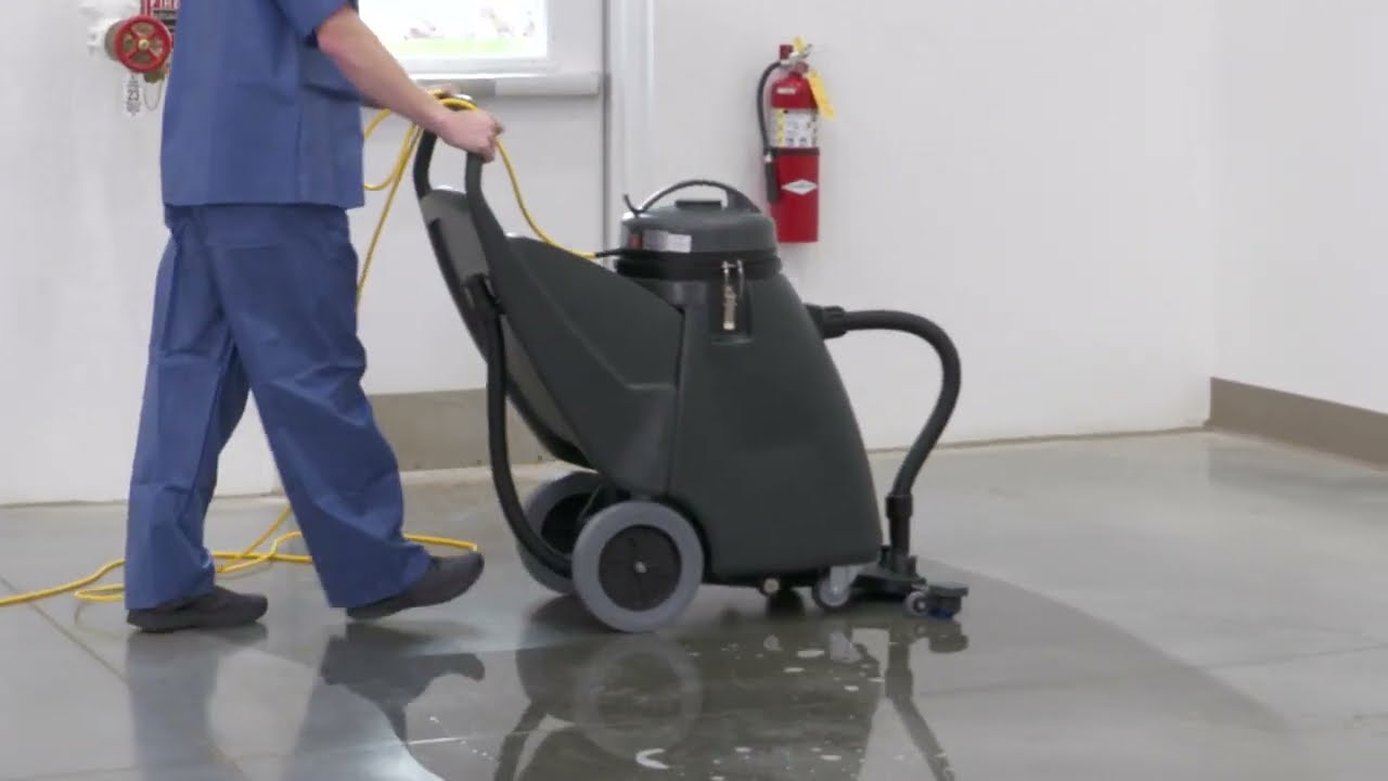 Squeegee Vacuum