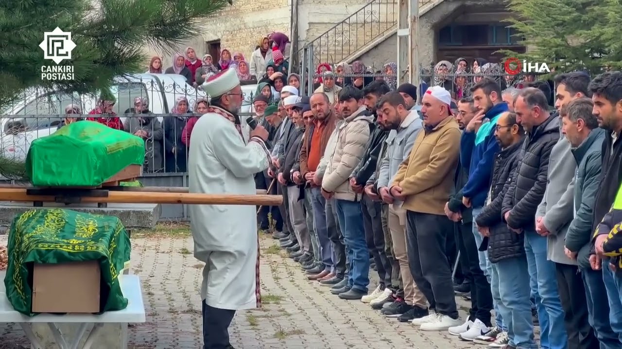 Eşi Tarafından öldürülen Anne ve Kızları Çankırı’da Son Yolculuğuna Uğurlandı
