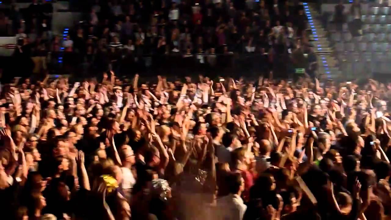 Gossip - Various songs (2010 11-30 - Stuttgart)