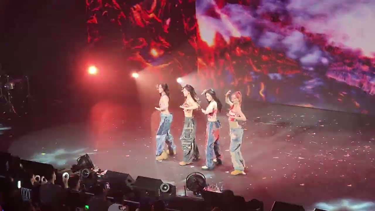 Itzy-Untouchable | Atlanta 24-6-18