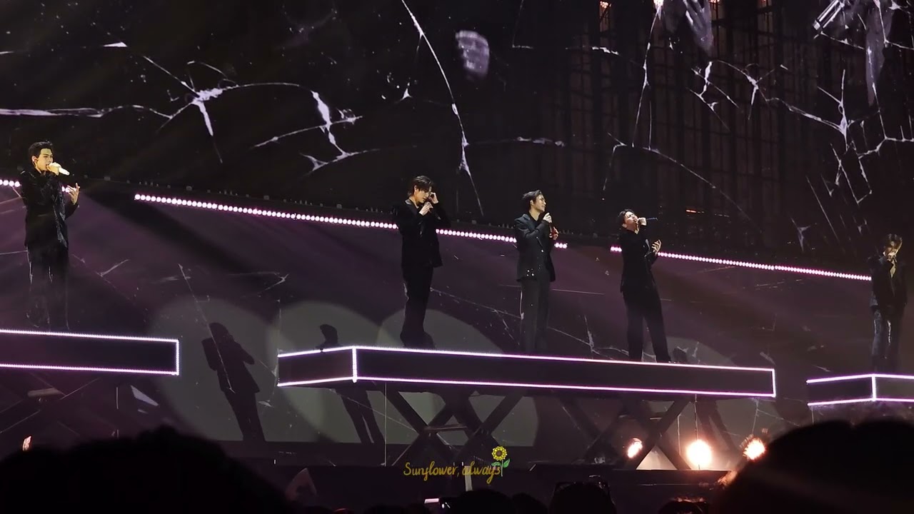 Joong, Phuwin, Gemini, Tui, William - แทงข้างหลัง..ทะลุถึงหัวใจ @ RISER Concert D2