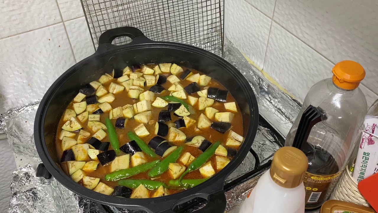 Корейский суп пуктяй