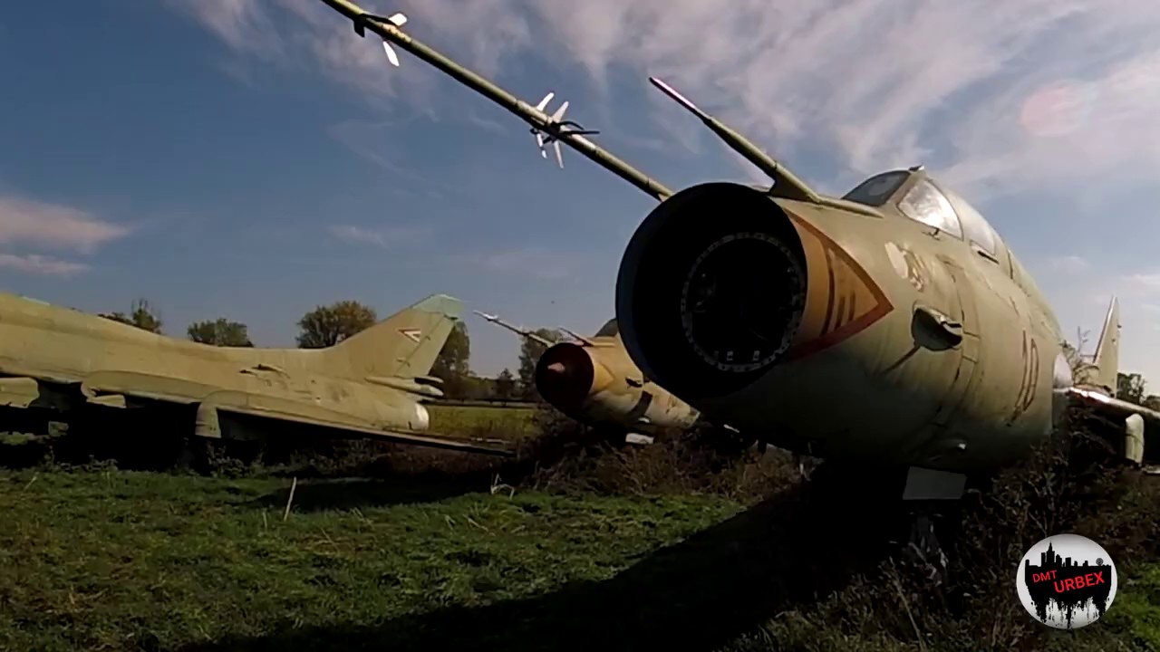 Opustena vojenská technika / stíhačky - Abandoned Military Jet Fighthers MiG-21 and SU-22