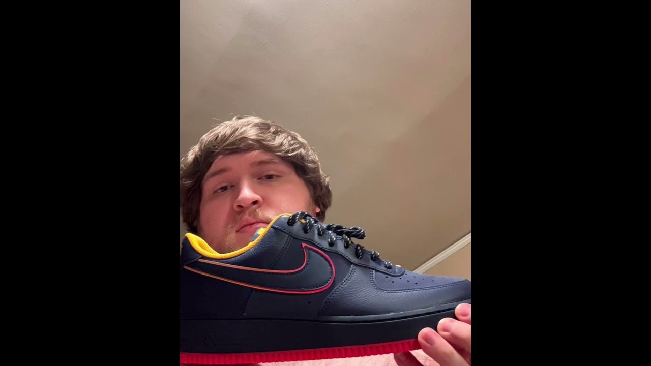 Mo - Ape (Prod. White Shinobi) [Eng. Sugarush]