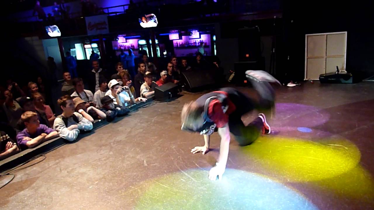 Robin (Top 9) vs. Teembo (Predatorz)