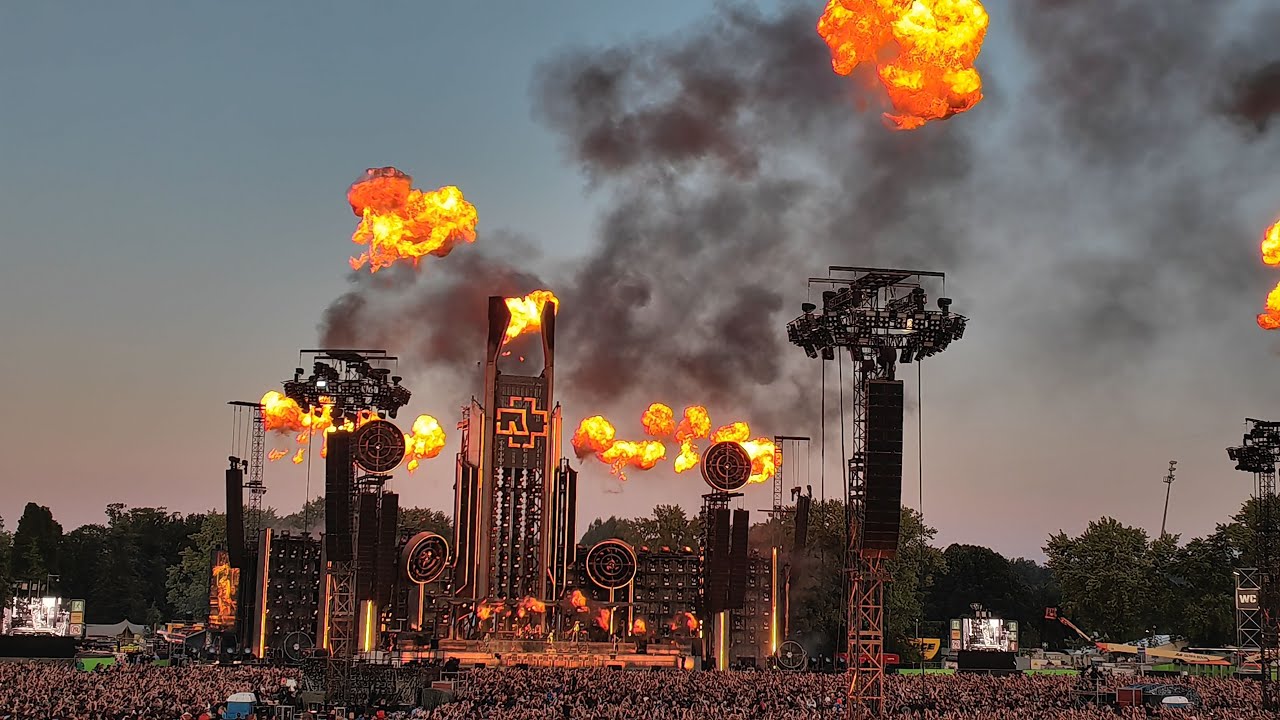Мы поехали на концерт Rammstein в Nijmegen.
