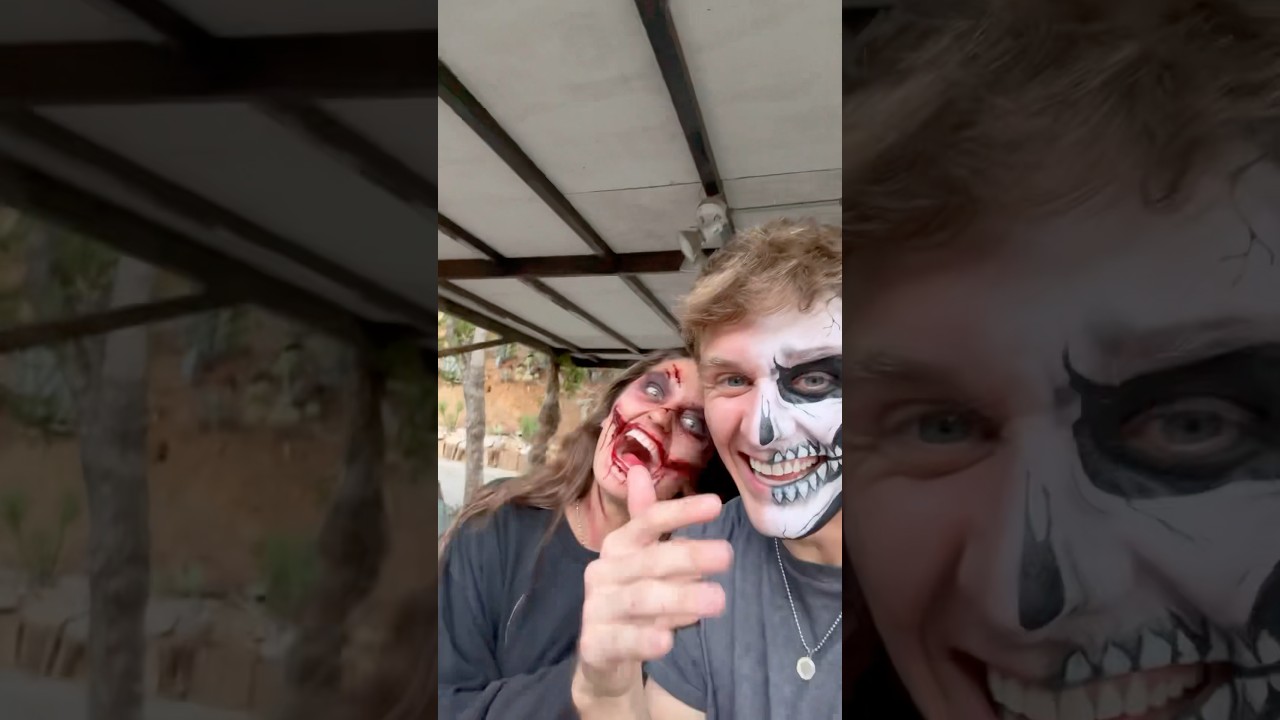 How to scare ppl in a haunted house😉 w Carter Kench #shorts