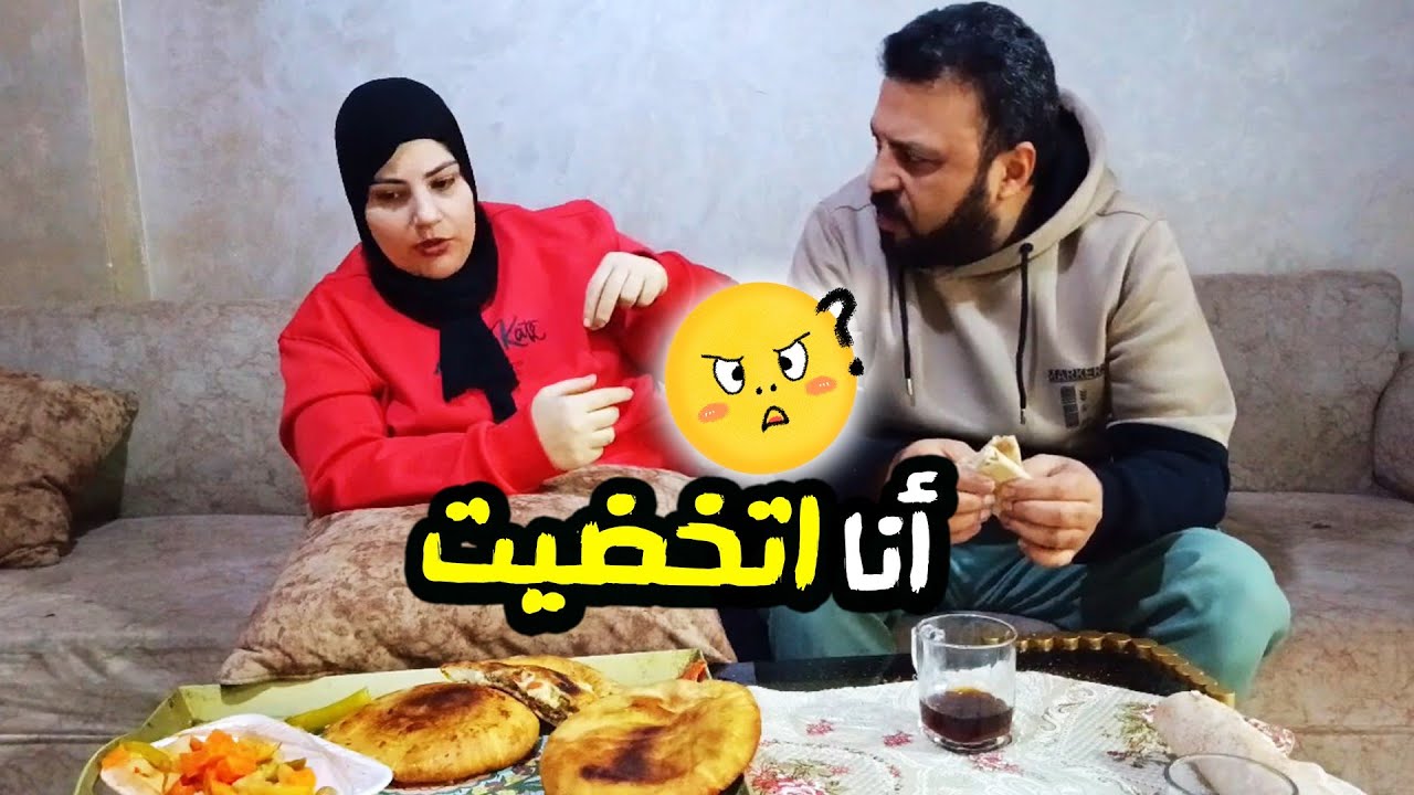 علي غضب ع الأكل  وبيحكي لنا حكايات خرافات👽
