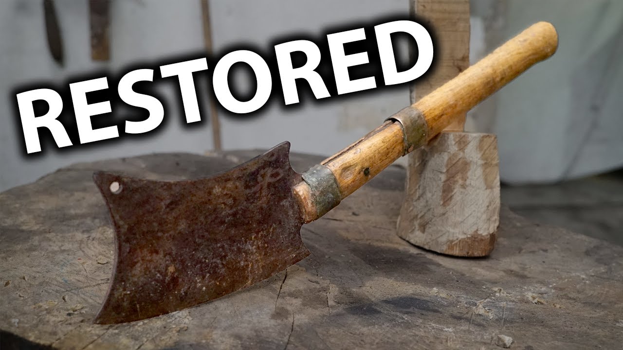 Antique Rusty Butcher's Axe Restoration (Czech Forge EP. 1)