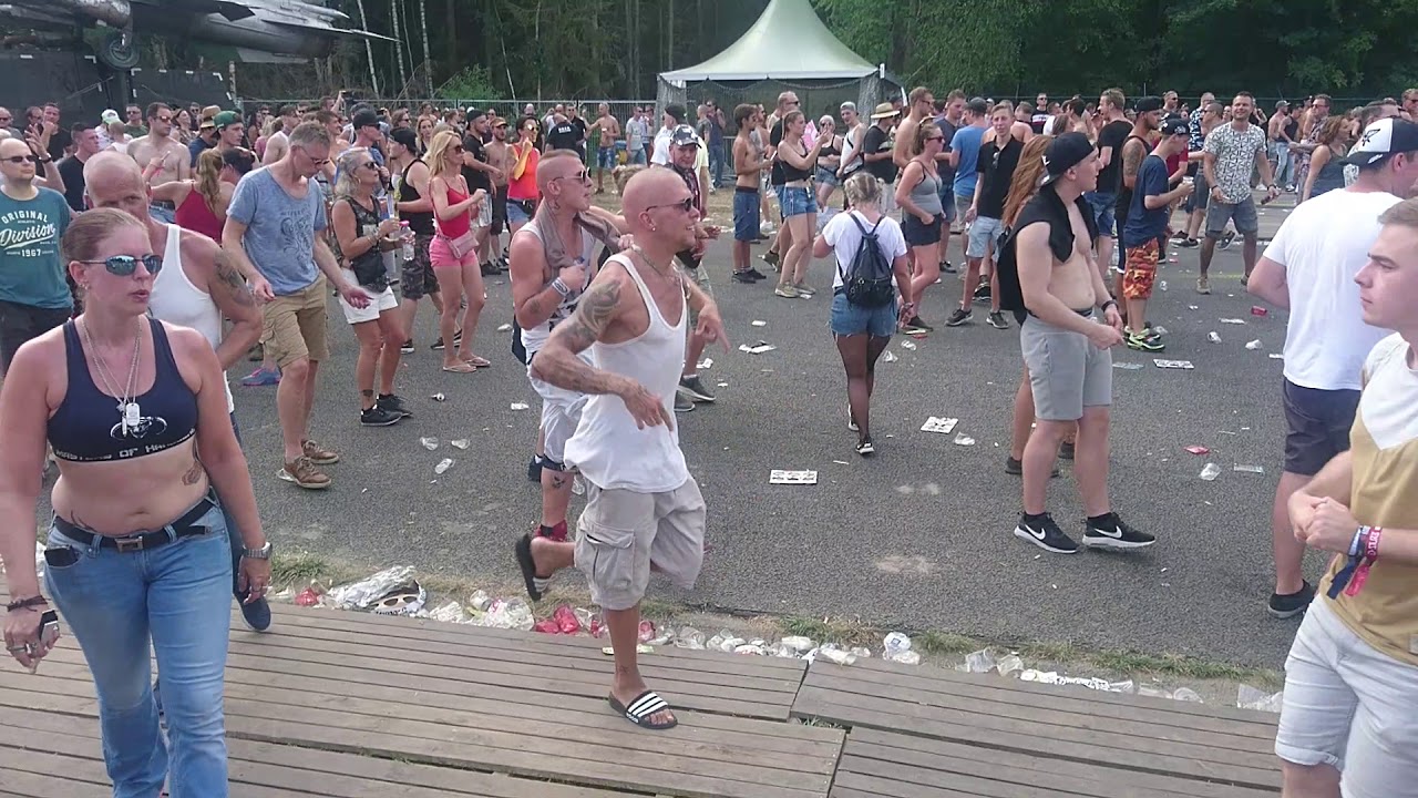 AIRFORCE Festival 2018 ( LIVE ) ...with Bathing slippers :D