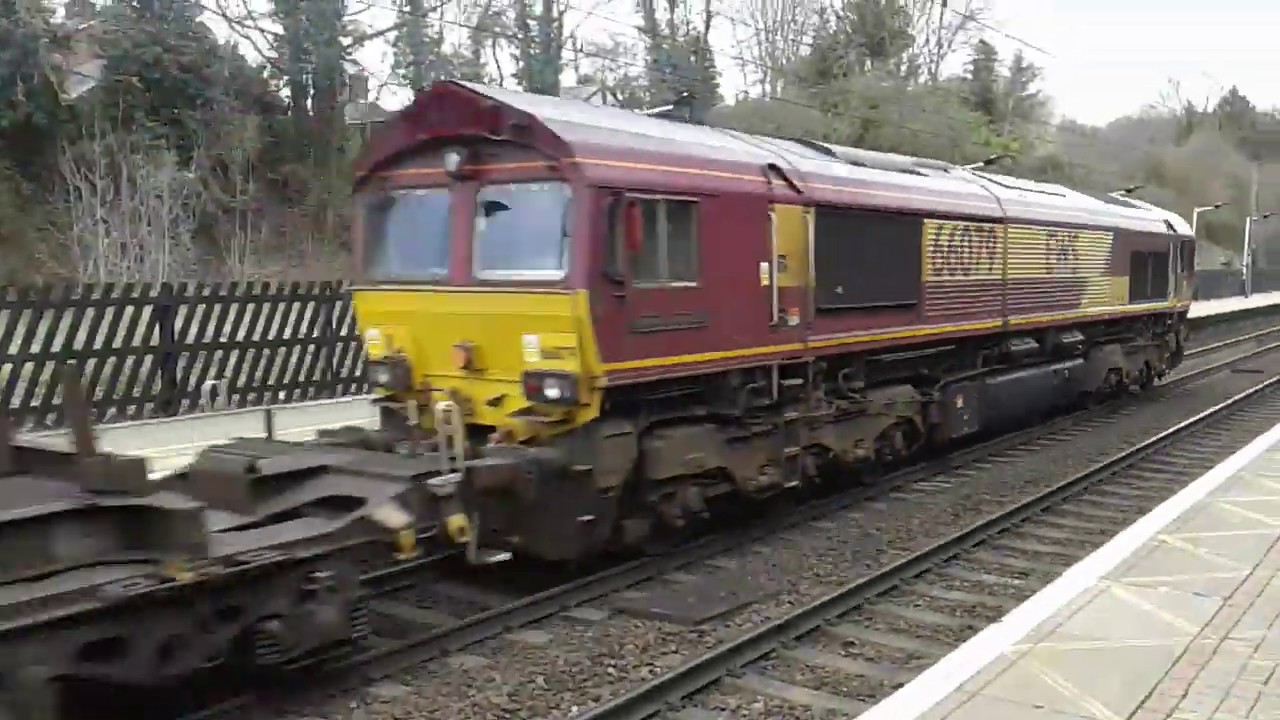 Trains at: Welwyn North, ECML, 16/03/19