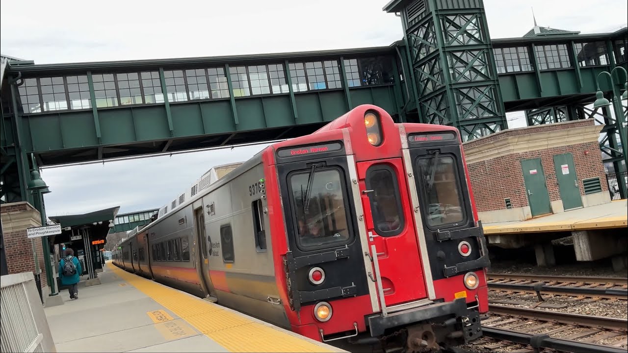 Metro North Railfanning at Tarrytown (With M8!)