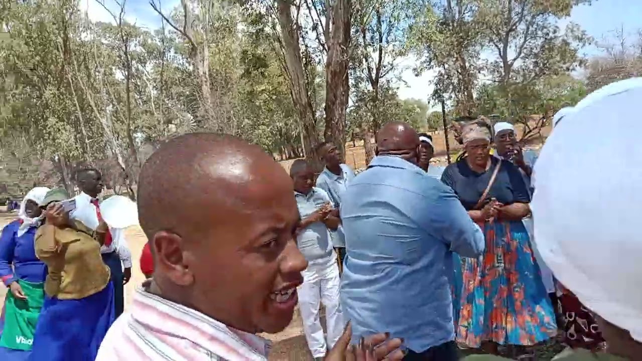 Refentse Gospel Choir - Ee Kese ke bone Nna