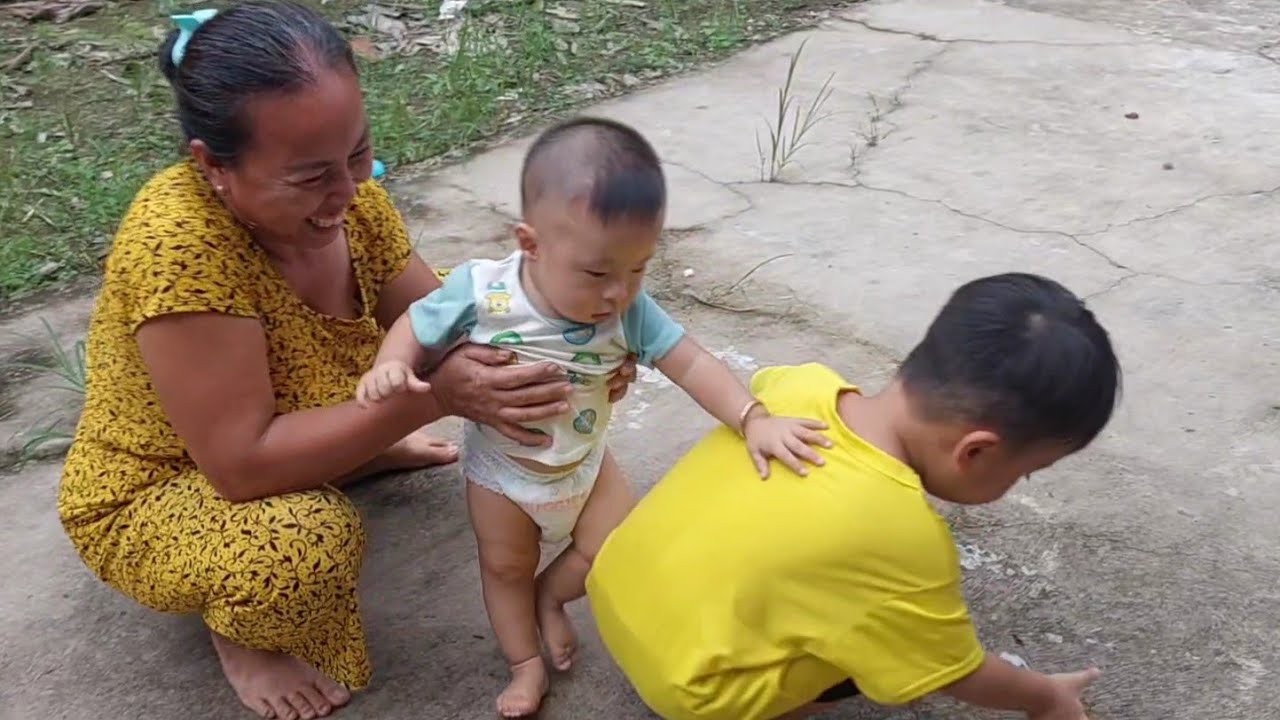 Phở Leo Rào Dí Theo Anh Chuột Để Dành Đồ Chơi #daotuyenvlog