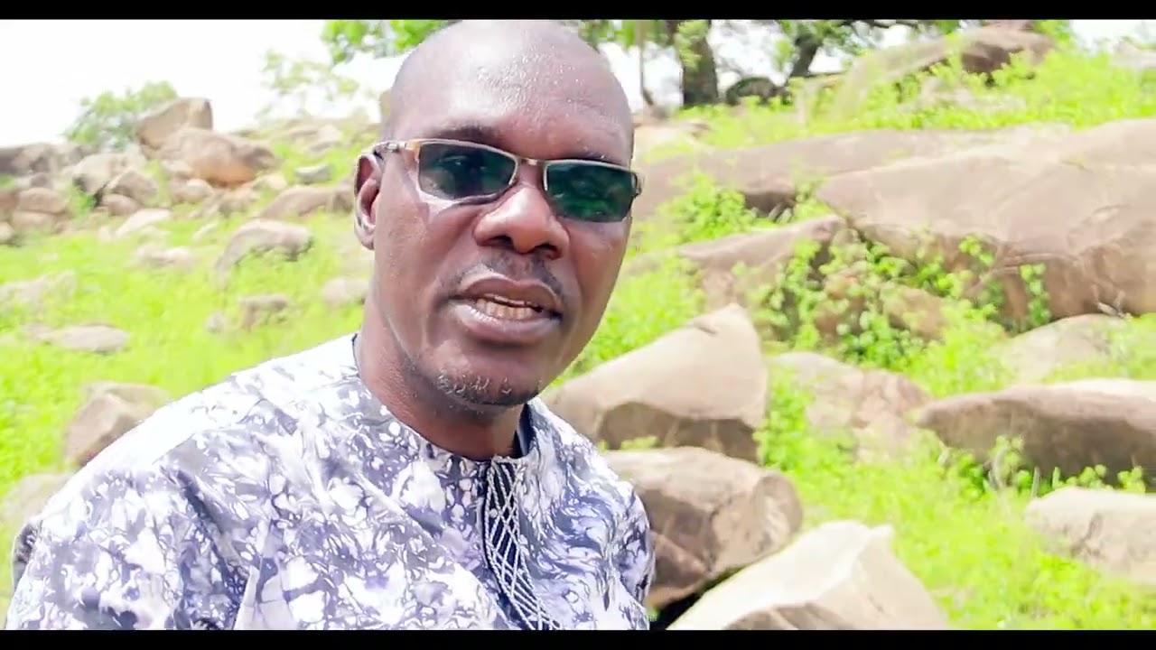 MAX ARTHUR-MARANATHA (CLIP OFFICIEL)