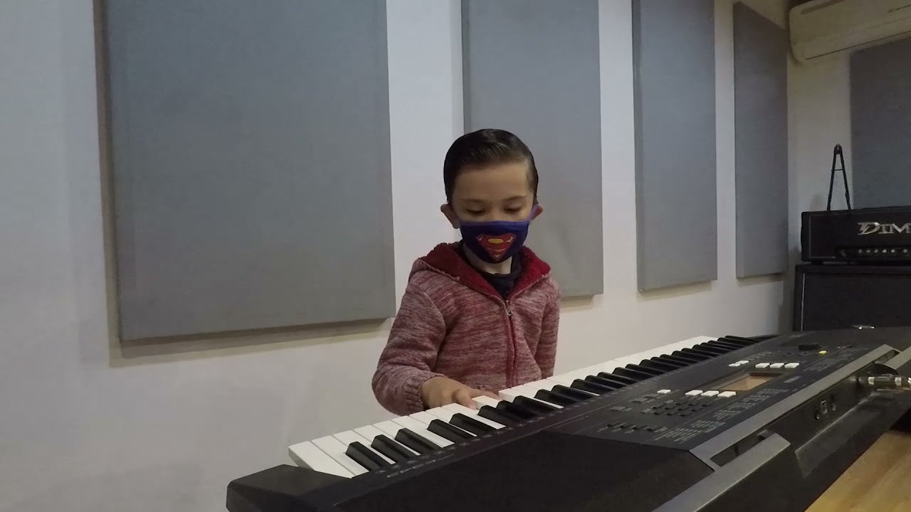 13 Bamba & Twist ( #RitchieValens #TheBeatles Cover )