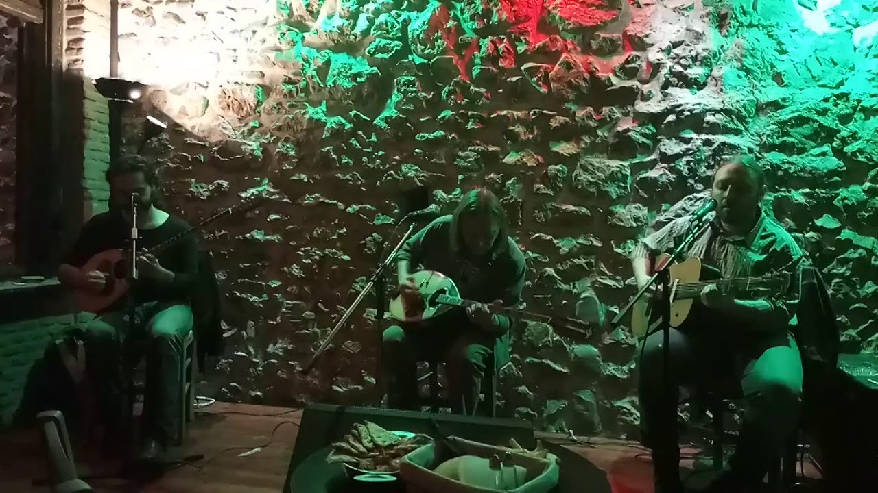 Γιάννης Εμμανουηλίδης - Χθες βράδυ στην Κλαυθμώνος