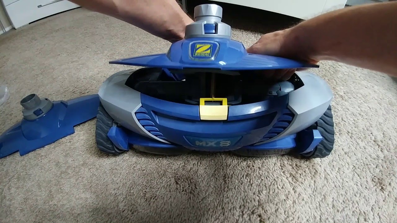 How To Replace The Top Cover Of The Zodiac Baracuda MX8 Pool Suction Cleaner