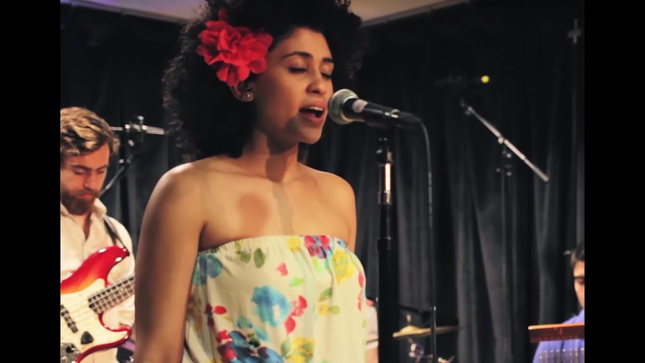 Alea - Navegando Bocabajo (Live at Berklee)