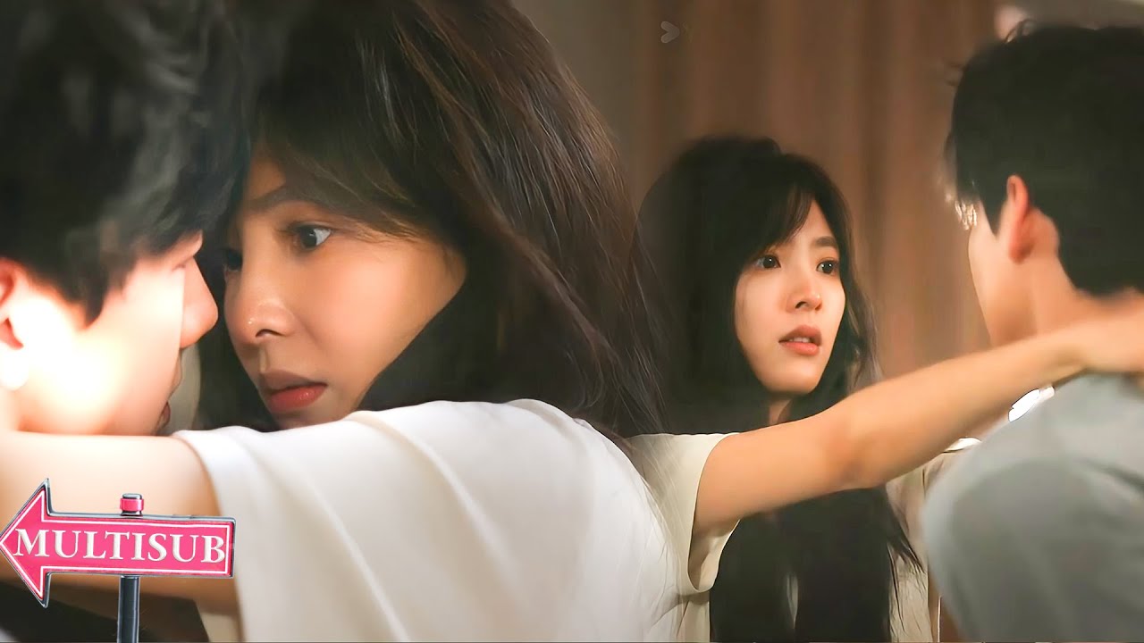 💞章若楠起床秒變粘人精，白敬亭當場就忍不住親上去了！#难哄 #偷偷藏不住  #chinesedrama #爱情 #白敬亭#霸道总裁