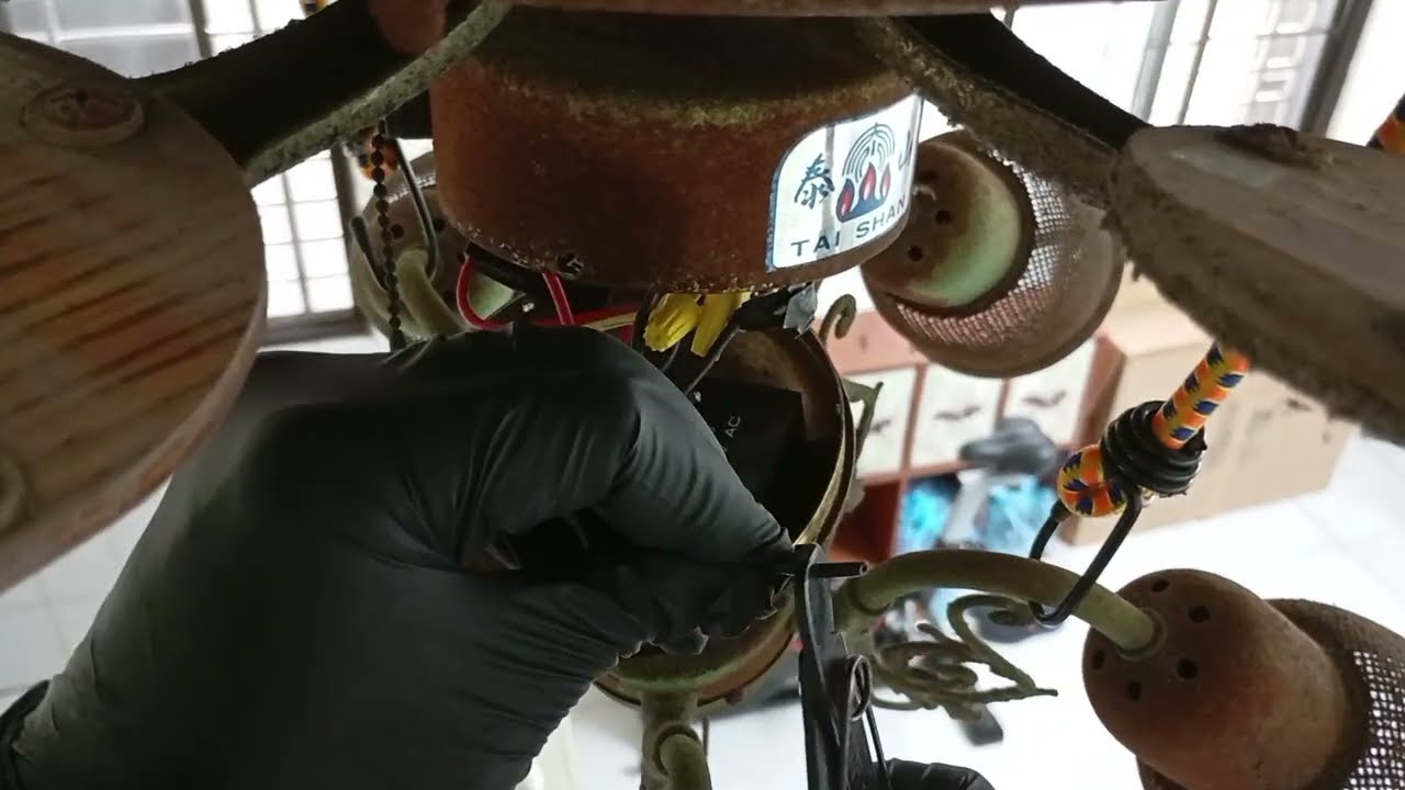［吊扇］吊扇轉速都是全速，不會變速，更換調速電容