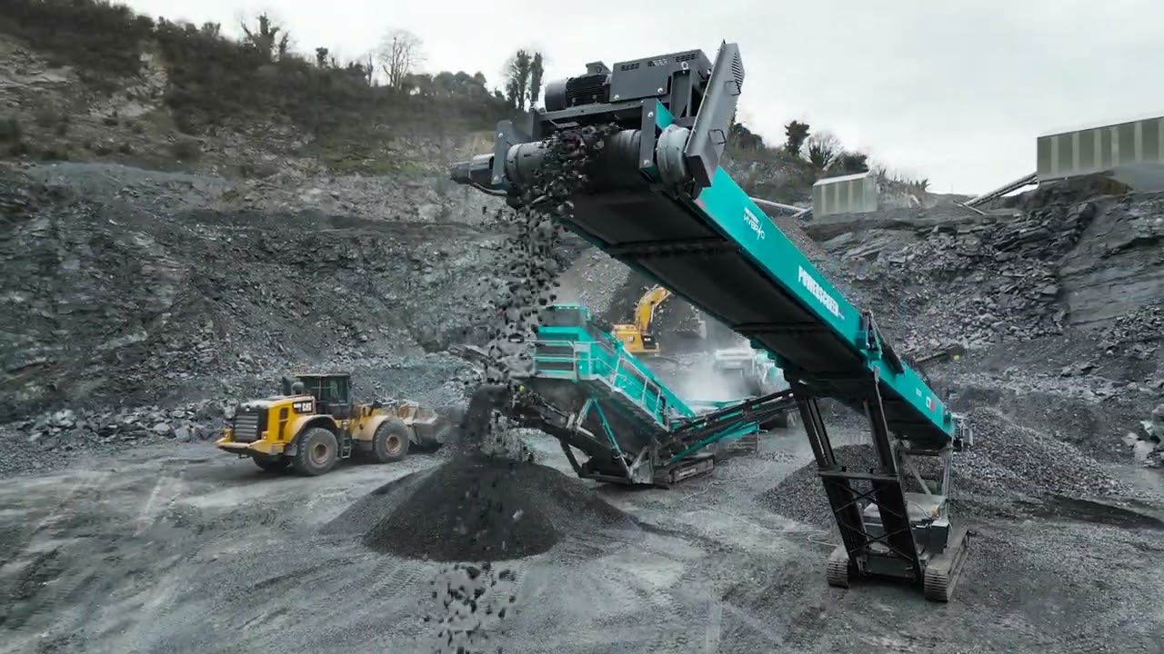 Powerscreen Hybrid Line-up at Collen Bros