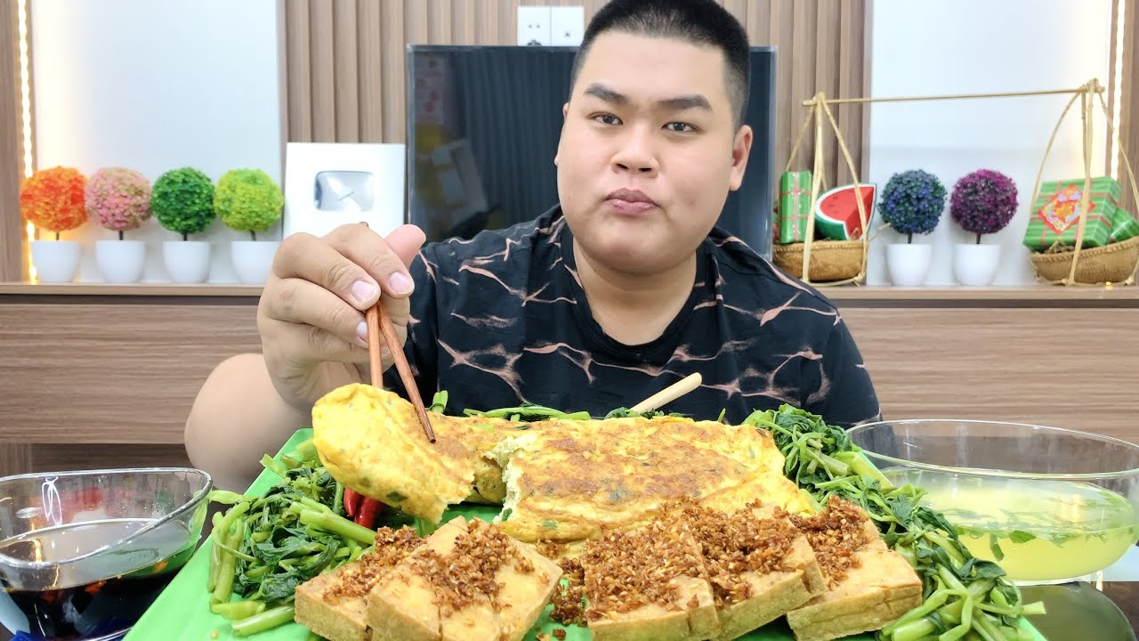 Cơm Nhà Đạm Bạc Với Món Trứng Chiên Thịt Băm Và Đậu Hủ Chiên Sả Ớt | Thằng Mập Food | Tập 256
