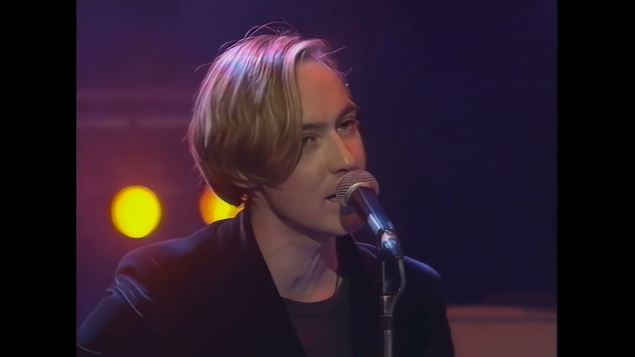 Aztec Camera -  Killermont Street Live in 1080p (STV Late Edition)