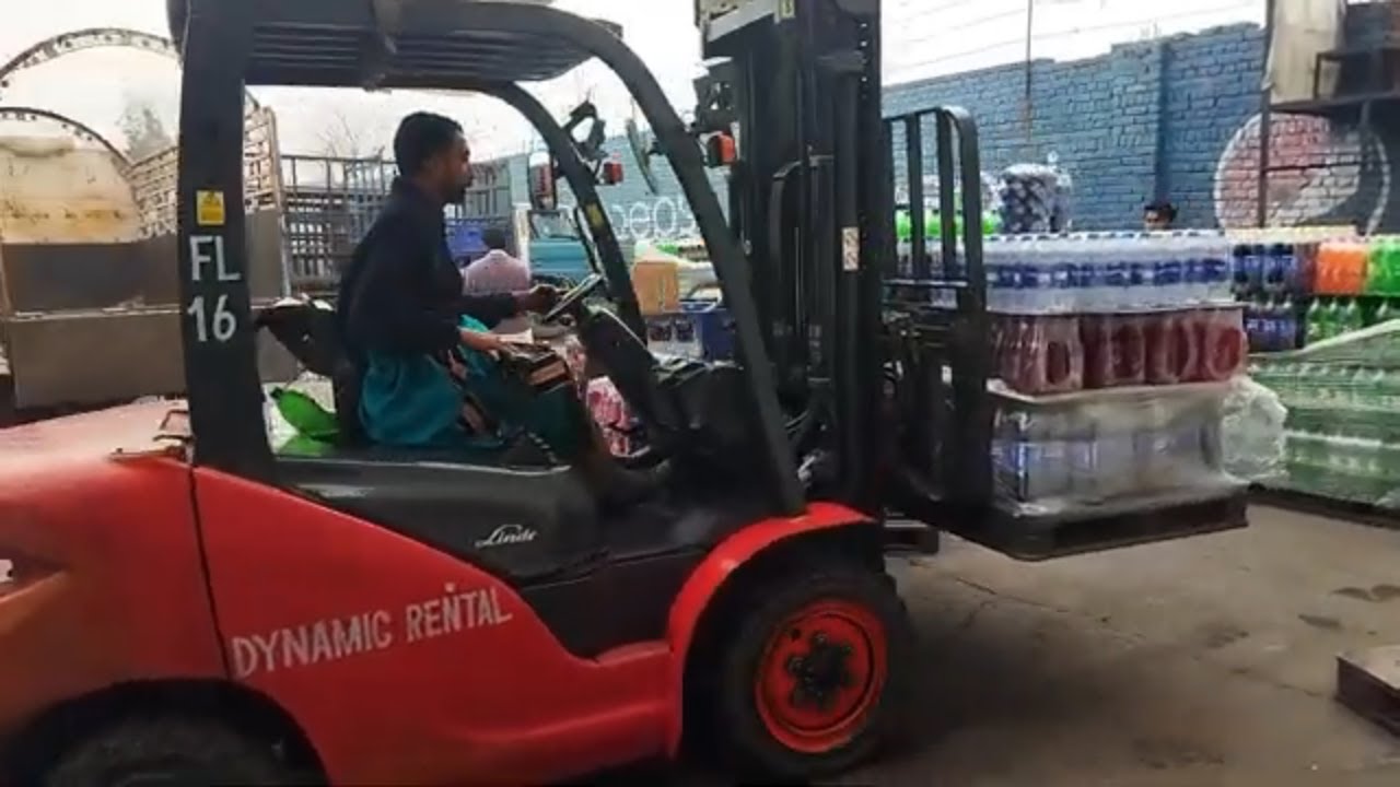 Swift Loading with Sit-Down Forklift | Sit-Down Counterbalance Forklift @ForkliftSkills
