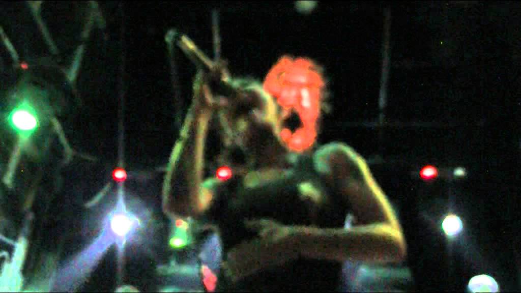 özlem tekin - sebepsiz savaş (zeus - 04.05.2012)