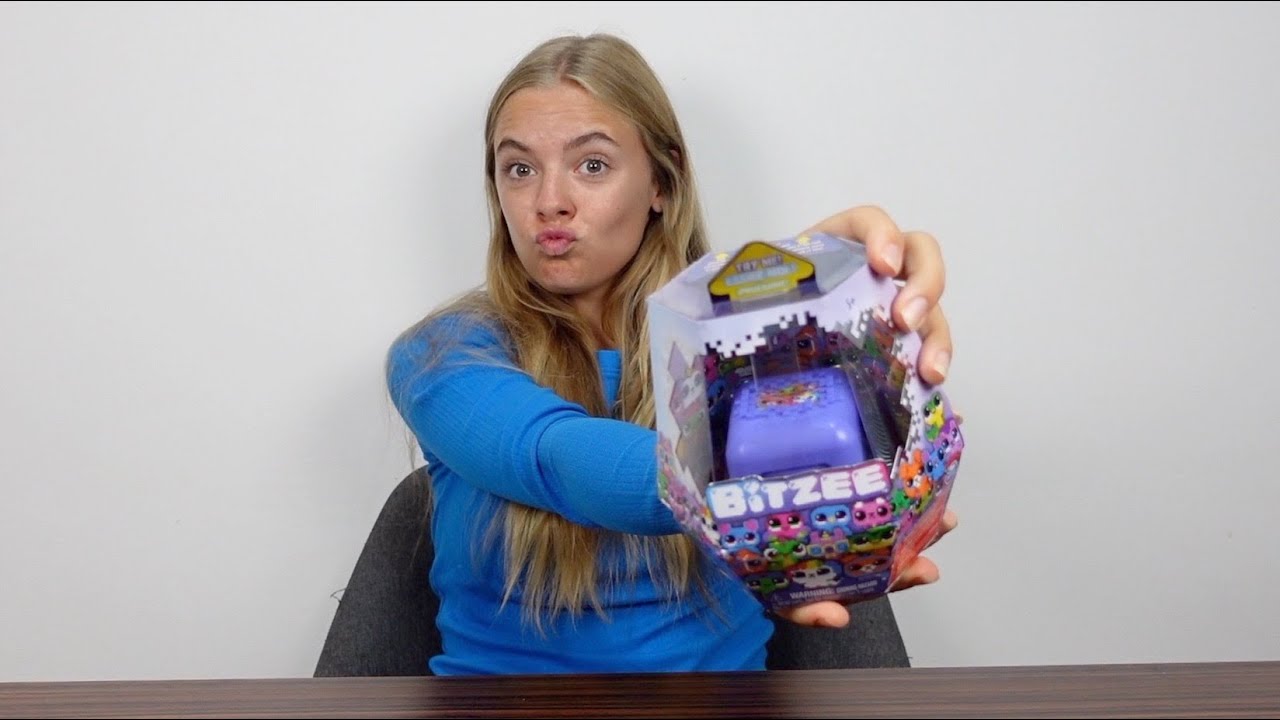 Virtuální zvířátko BITZEE  /LEA